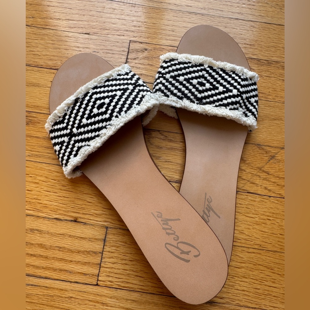 Bettye Black and White Sandals